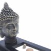 Zen sodo smilkalinė su Buda iš arti buda